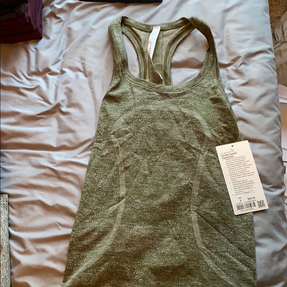 lululemon athletica Tops - Lululemon swiftly tank